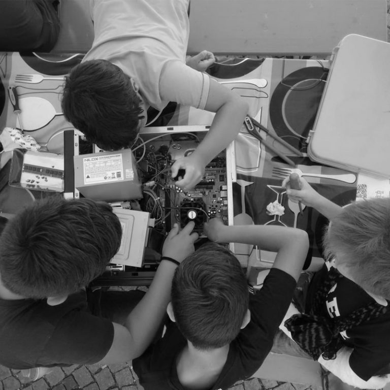 restart aosta TEMPLATE COPERTINA PROGETTI 800X800 PX 768x768